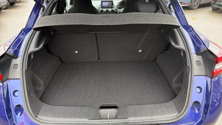 Nissan Juke 1.0 DiG-T 114 N-Connecta 5dr Petrol Hatchback